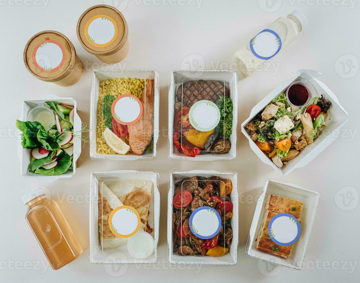 food in containers. proper nutrition, daily diet, weight loss. soup, drink, salad, steak. Top view photo
