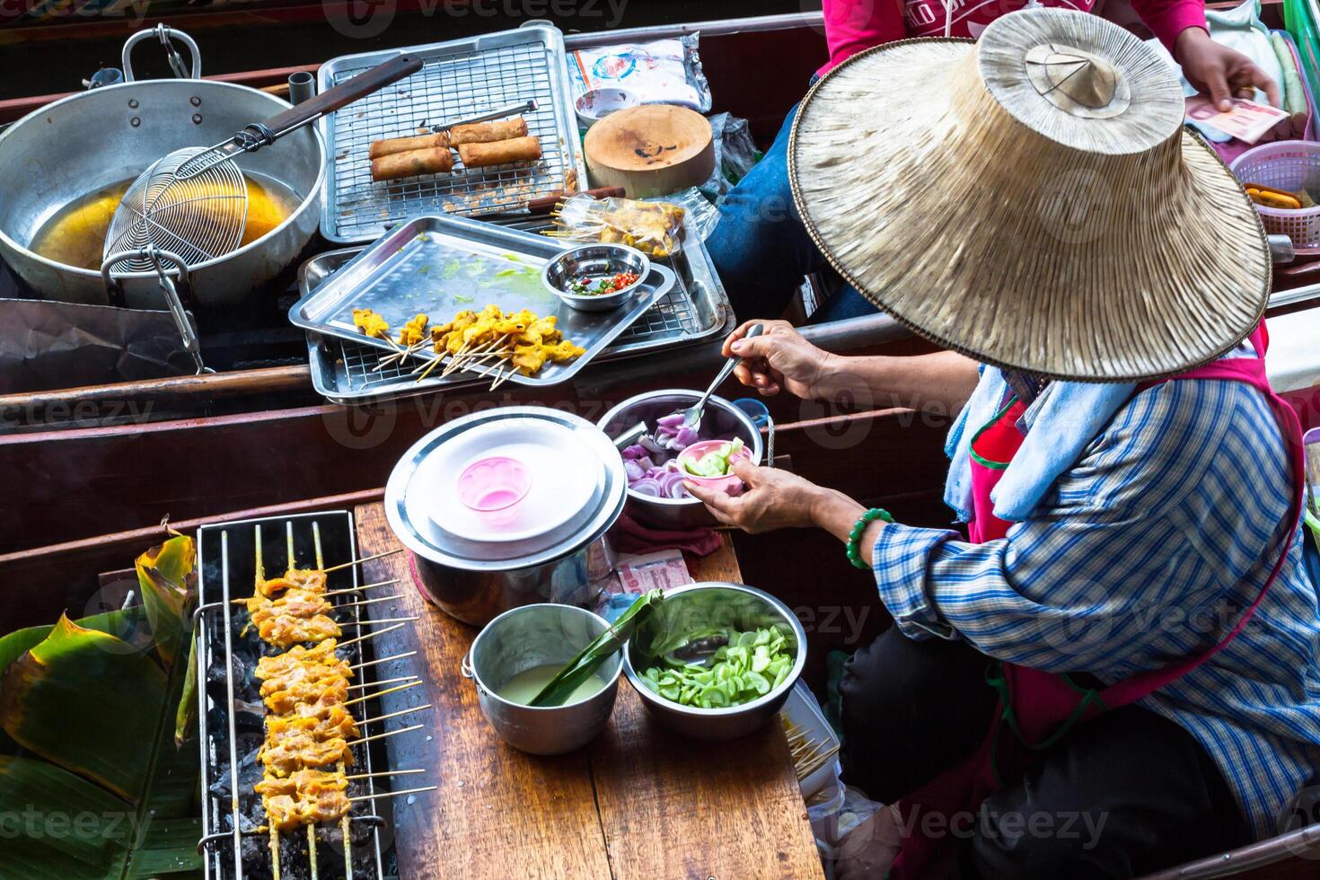 Food in Damnoen Saduak Floating Market near Bangkok, Thailand photo