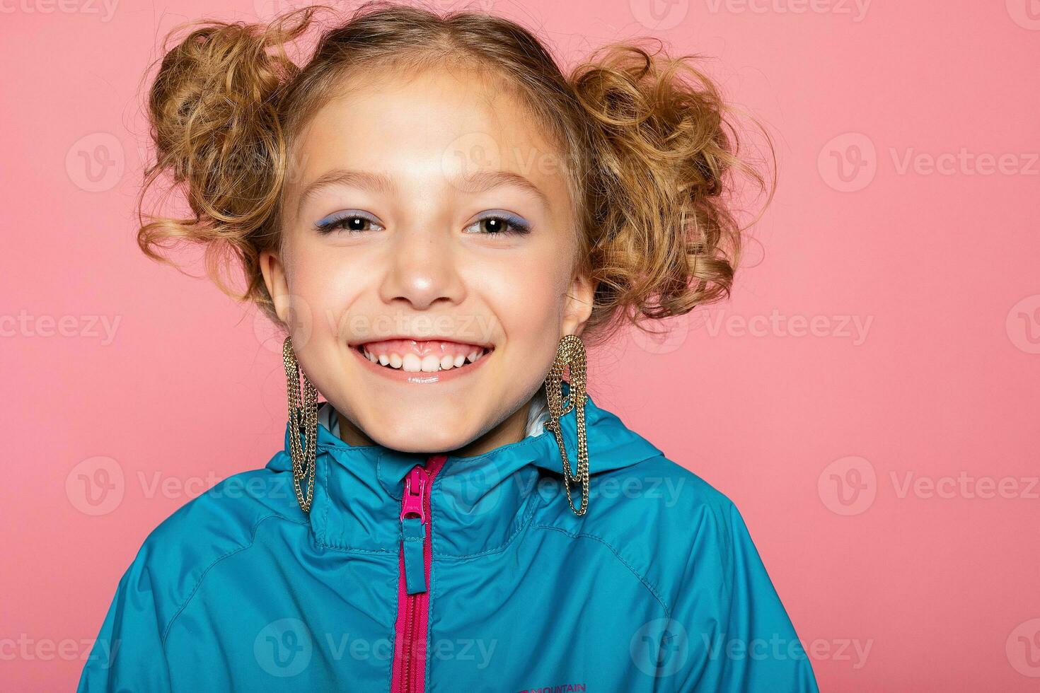 Close-up portrait of her she nice-looking attractive lovely sweet photo