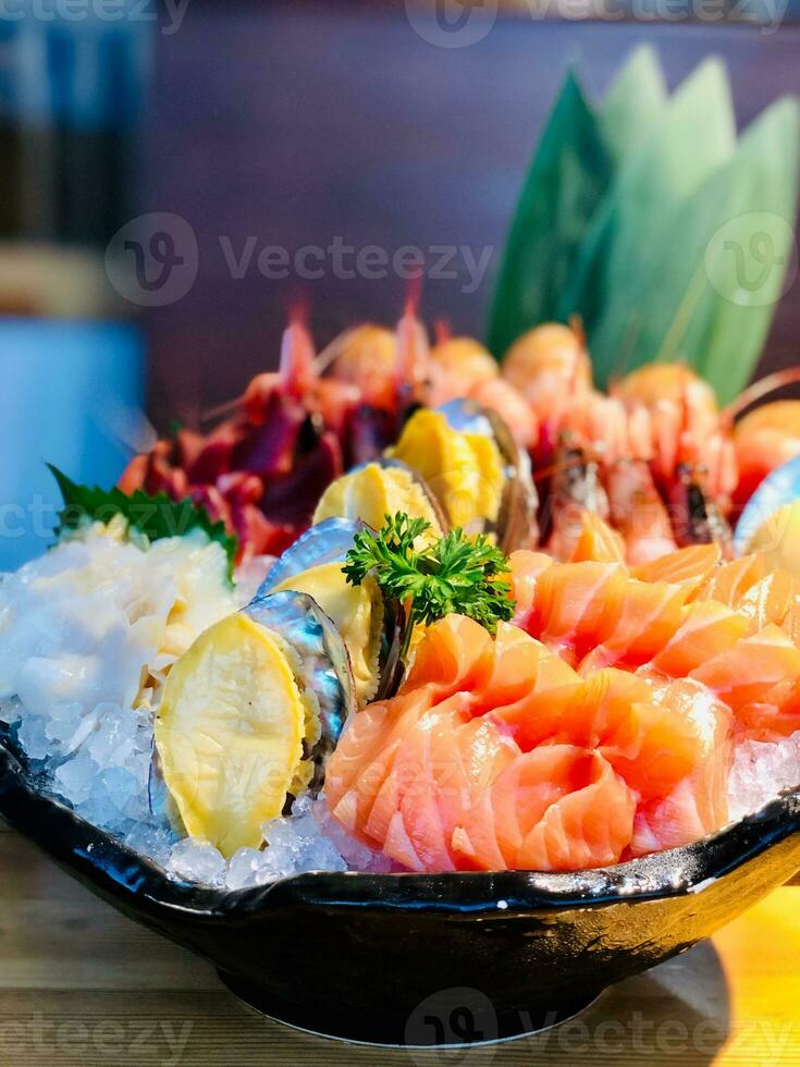 Raw fresh salmon fish sashimi japanese food - selective focus point photo