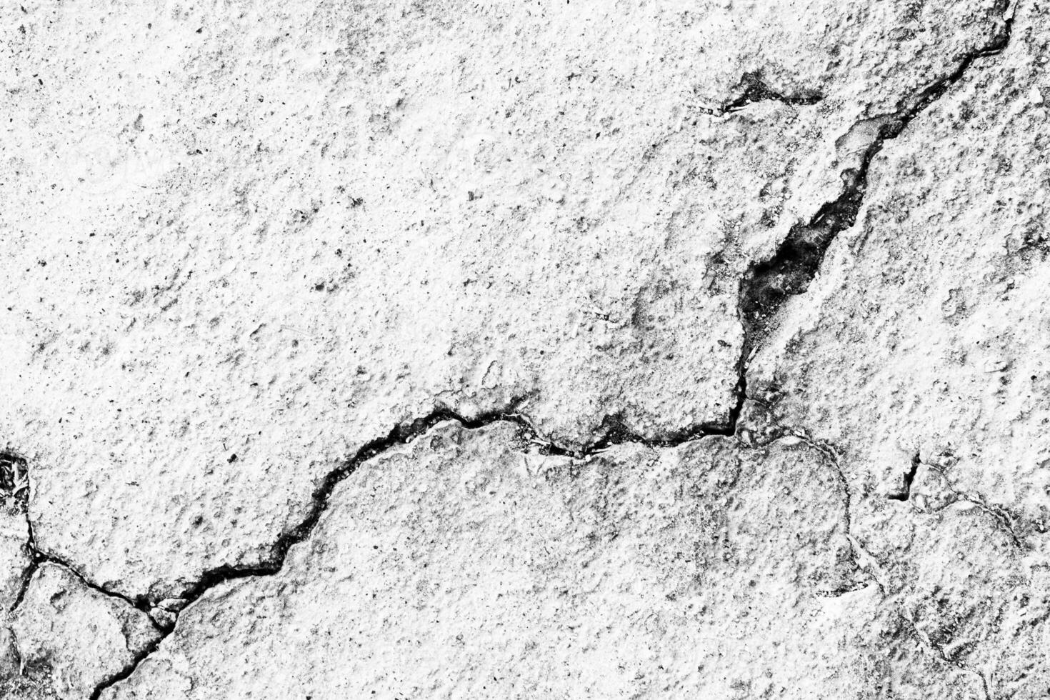 cracked wall texture photo