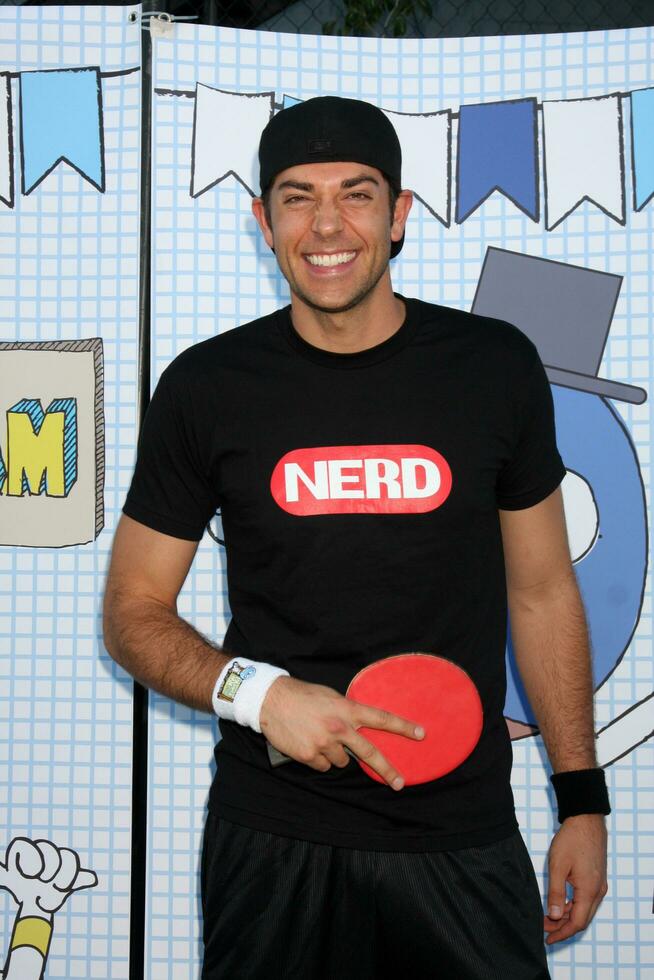 LOS ANGELES, SEP 26 - Zachary Levi arrives at the Ultimate Slam Paddle Jam 2010 at Music Box Theater on September 26, 2010 in Los Angeles, CA photo