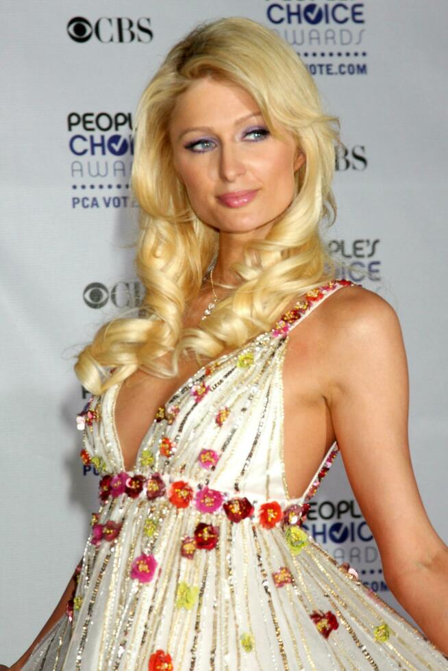 Paris Hilton arriving at the Peoples Choice Awards at the Shrine Auditorium in Los Angeles CA on January 7 2009 photo