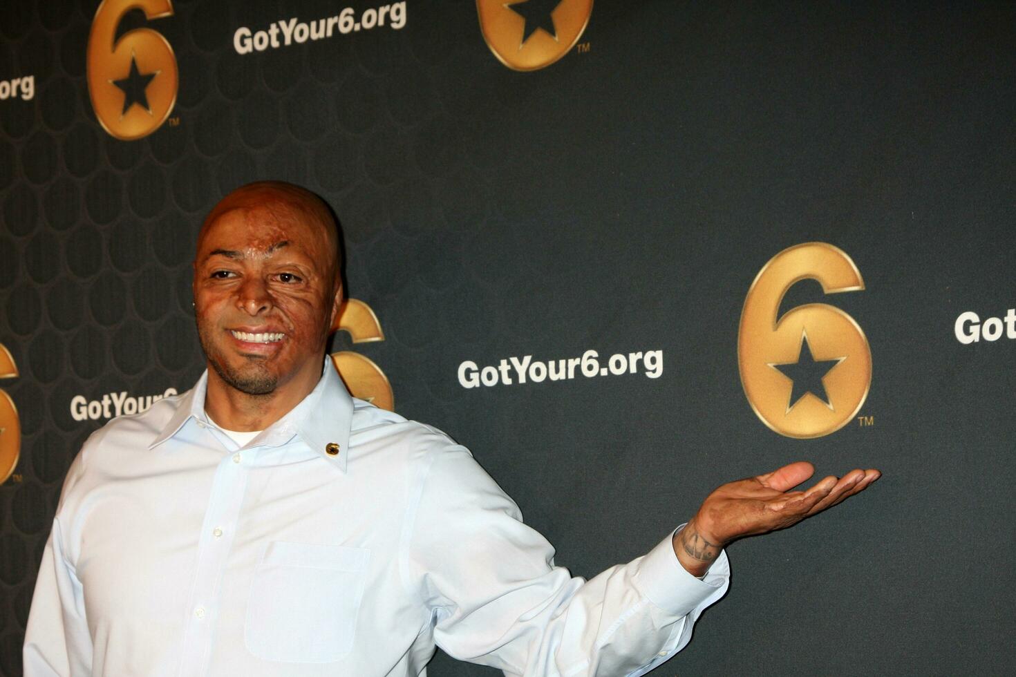 LOS ANGELES  MAY 10 JR Martinez arrives at the Launch of Got Your 6 at SAG AFTRA Headquarters on May 10 2012 in Los Angeles CA photo