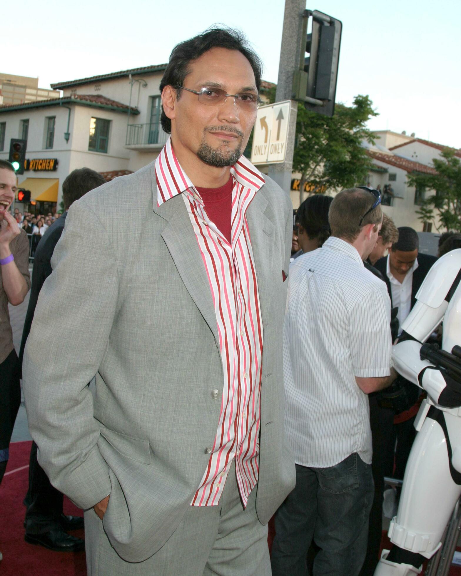 Jimmy Smits Star Wars 3 The Revenge of the Sith Premier Manns Village Theater Westwood CA May 12