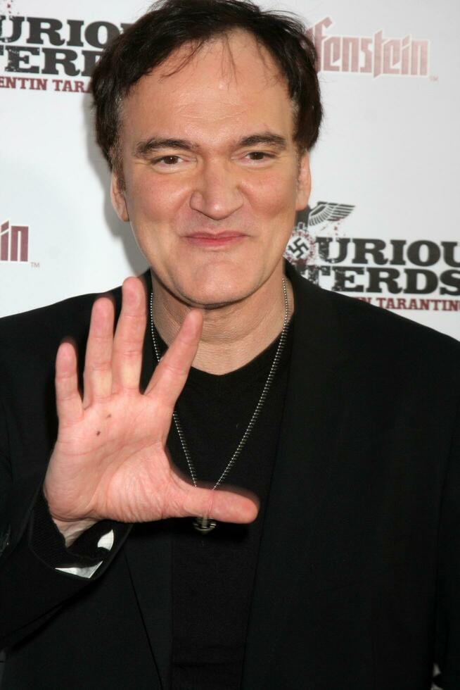 Quentin Tarantino arriving  at the Los Angeles Premiere of Inglourious Basterds at Graumans Chinese Theater in Los Angeles CA  on August 10  2009 photo