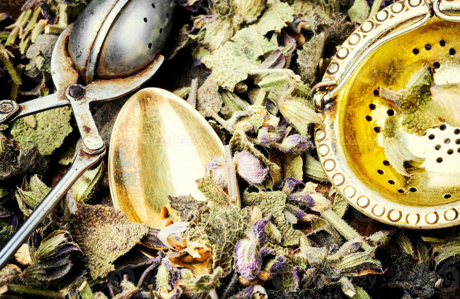 Natural medicine and herbs photo