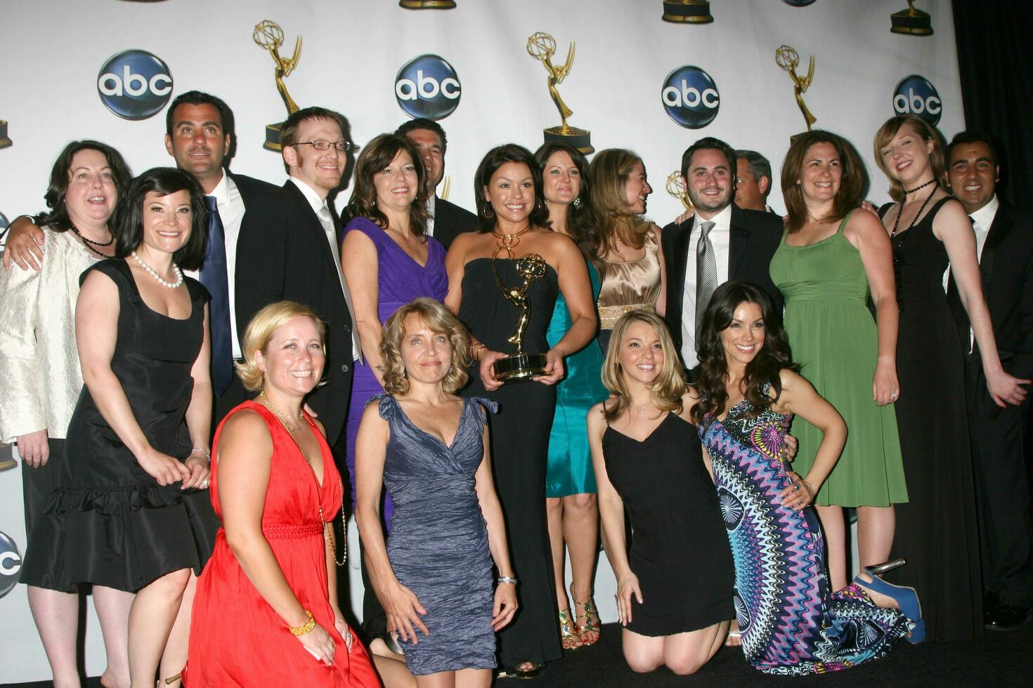 raquel rayo espectáculo productores en el prensa habitación después su hablar espectáculo won un Emmy a el tiempo de día premios emmy 2008 a el Kodak teatro en hollywood California en junio 20 2008 hutchins foto