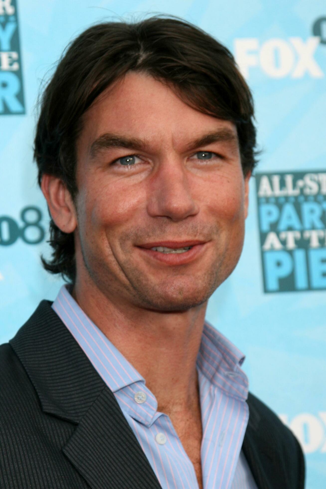 Jerry OConnell arriving at the Fox TV TCA Summer 08 Party at the Santa