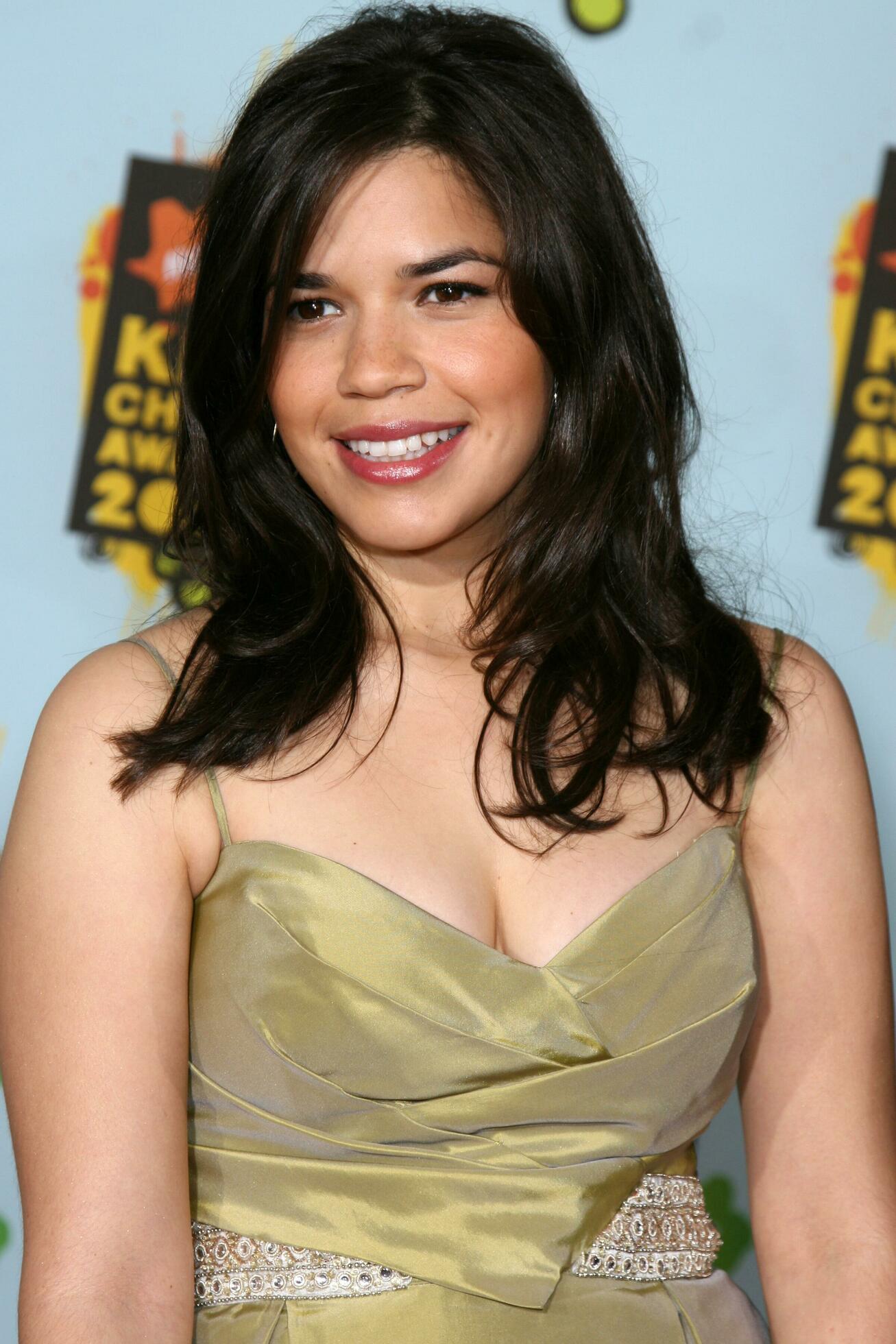America Ferrera 2008 Nickelodeons Kids Choice Awards UCLA pauley
