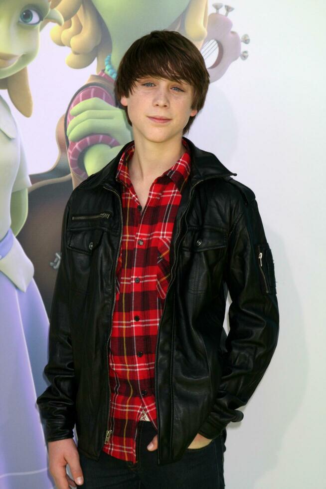 Sterling Beaumon arriving at the Planet 41 Movie Premiere Manns Village Theater  Westwood Los Angeles CA November 14 2009 photo