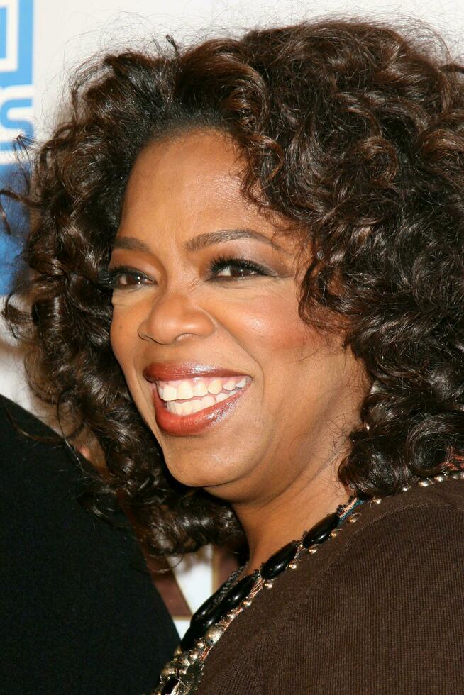 Oprah Winfrey The Great Debaters Premiere ArcLight Cinerama Dome Theater December 11 2007 Los Angeles CA 2007 photo