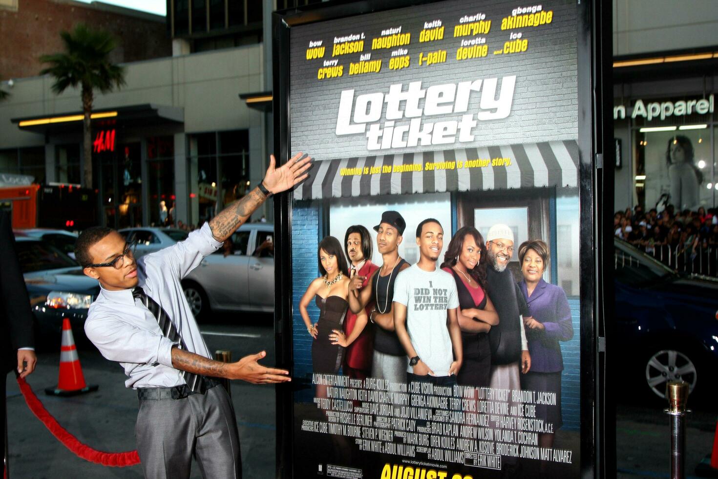 LOS ANGELES  AUG 12 Bow Wow arrives at the Lottery Ticket World Premiere at Graumans Chinese Theater on August 12 2010 in Los Angeles CA photo