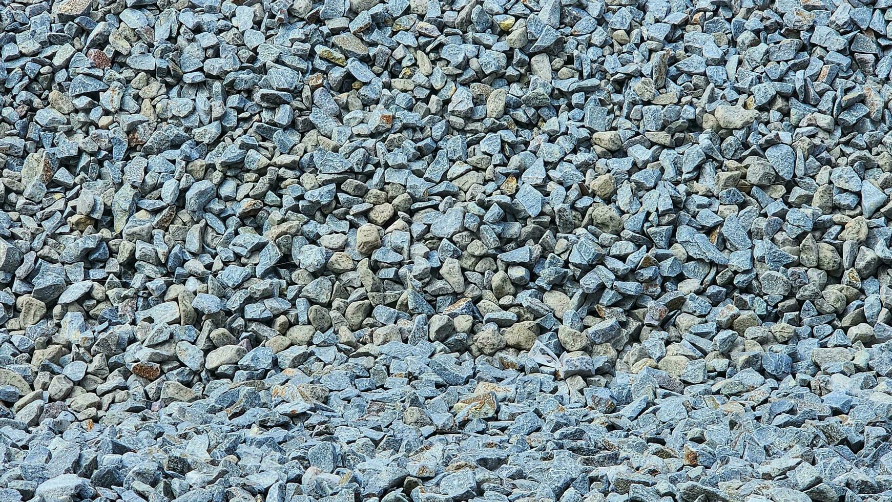 a pile of rocks is shown in this photo