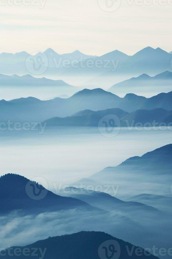 ai generado hermosa paisaje de montañas en brumoso mañana.belleza en naturaleza. foto