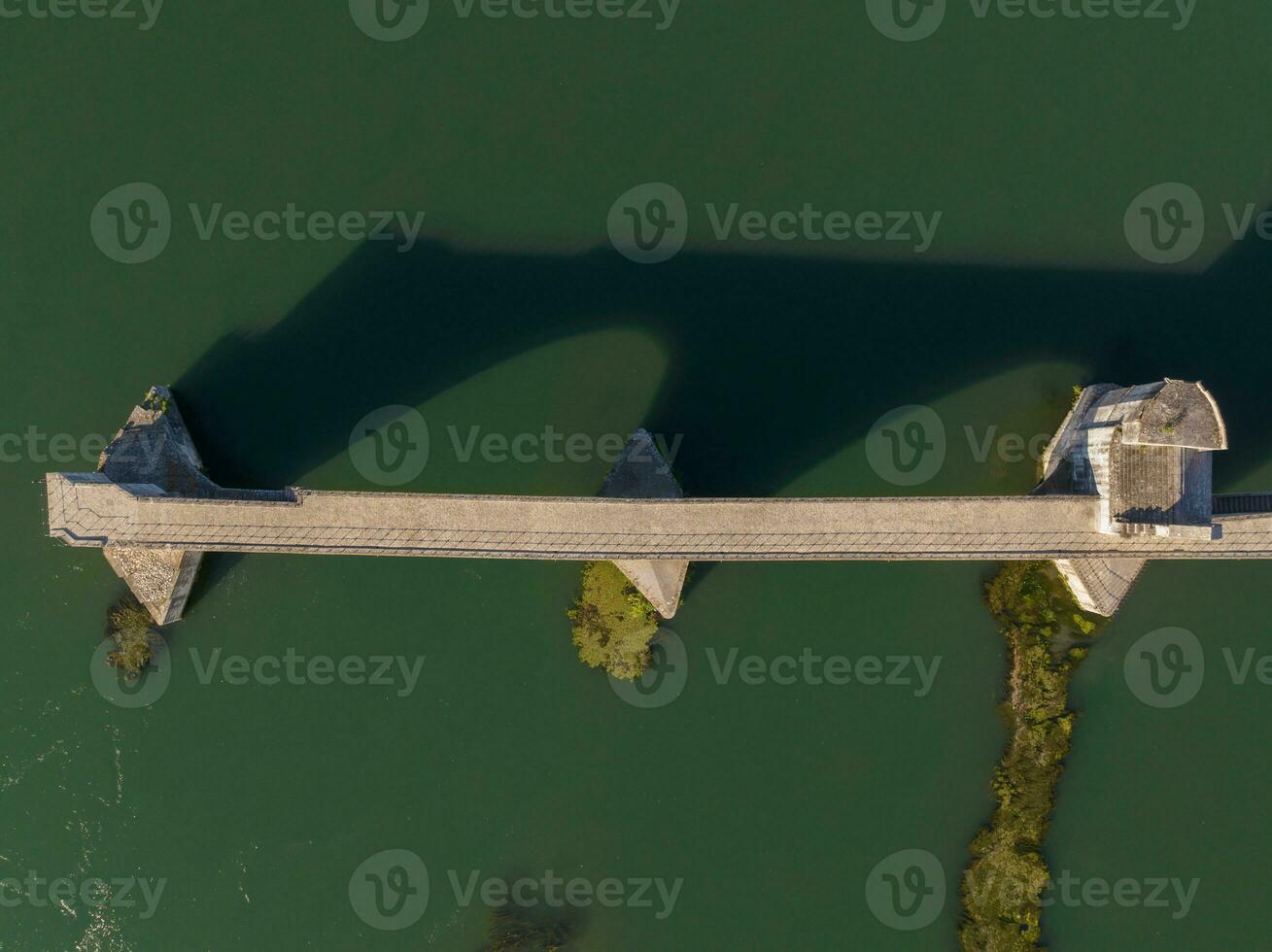 Pont Saint Benezet - Avignon, France photo