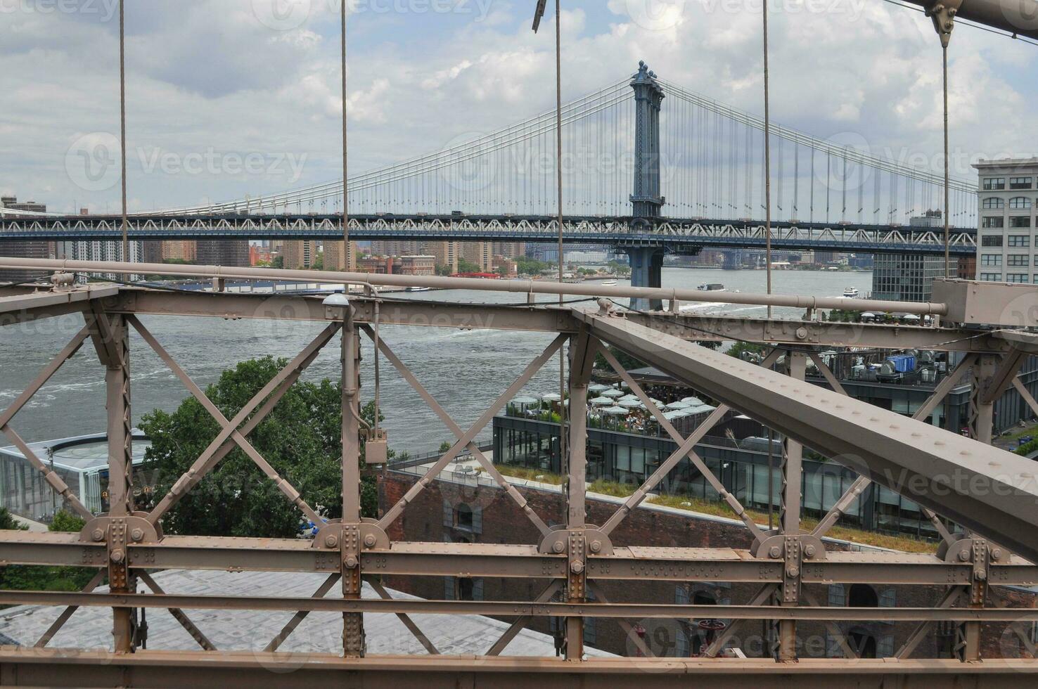 Manhattan bridge in New York photo