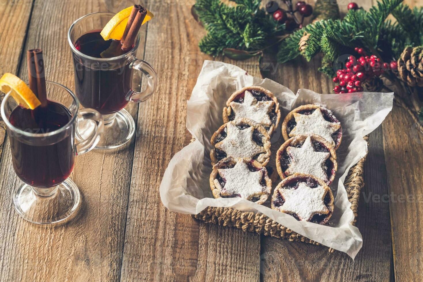 Mince pies with mulled wine photo