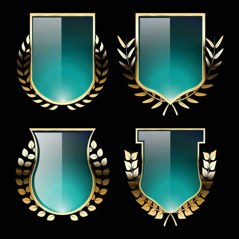 lujo dorado verde proteger insignias y etiquetas. retro Clásico heráldico proteger Insignia diseño vector