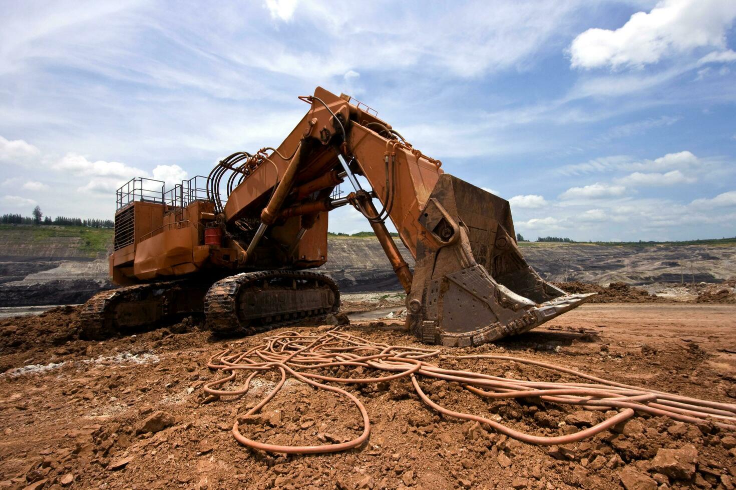 excavador máquina movimiento de tierras foto