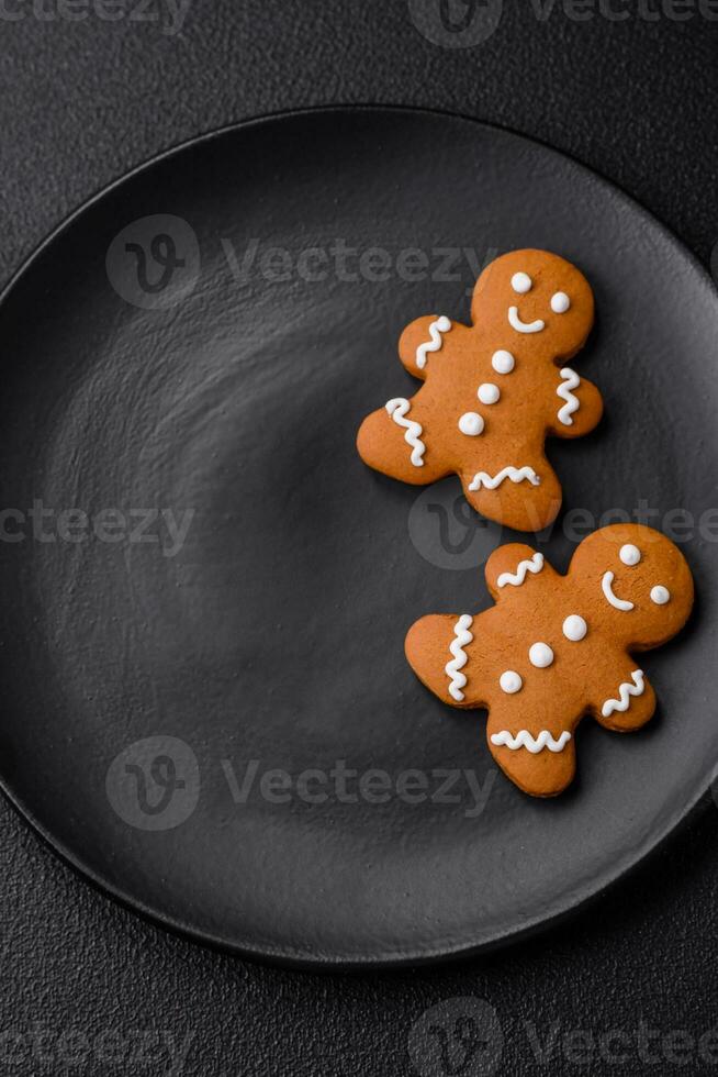 Delicious gingerbread cookies with honey, ginger and cinnamon photo