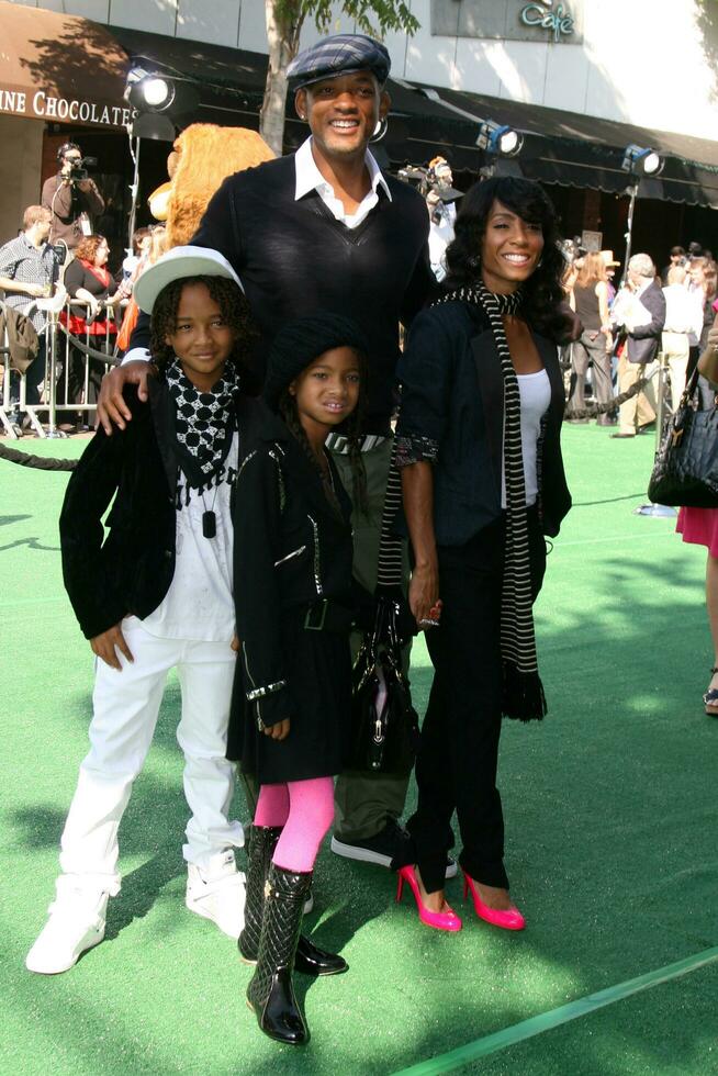 Will Smith Jada Pinkett Smith with their children Willow  Jaden arriving to the Madegascar Escape 2 Africa Premiere at the Mann Village Theater in Westwood CA on October 26 2008 photo