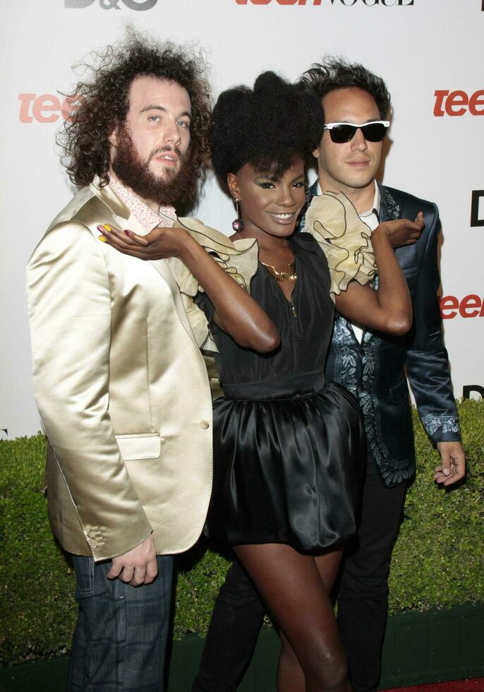Noisettes The 7th Annual Teen Vogue Young Hollywood Party Milk Studios Los Angeles CA September 25 2009 photo