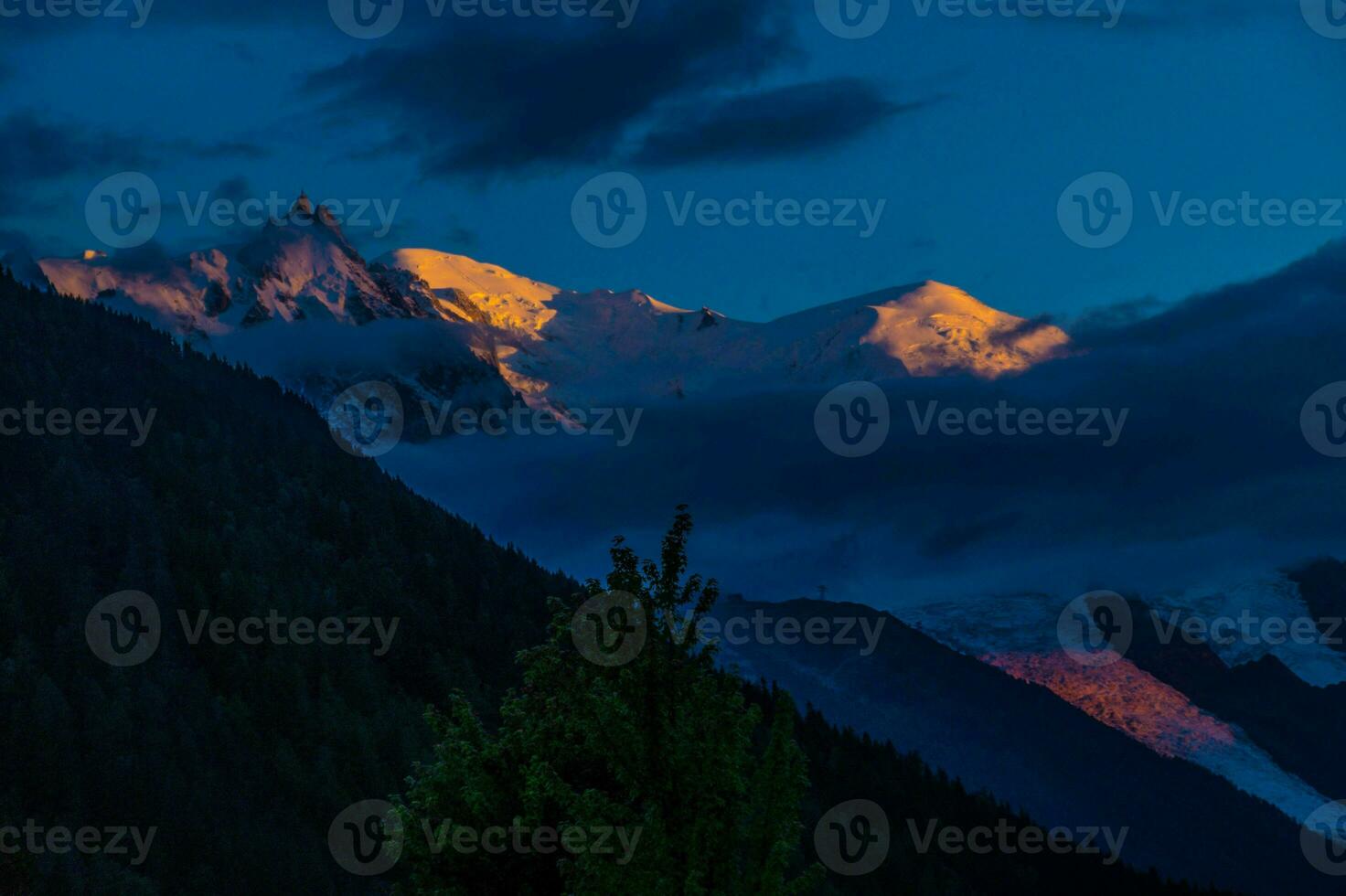 argentiere,chamonix, haute savoie,france photo