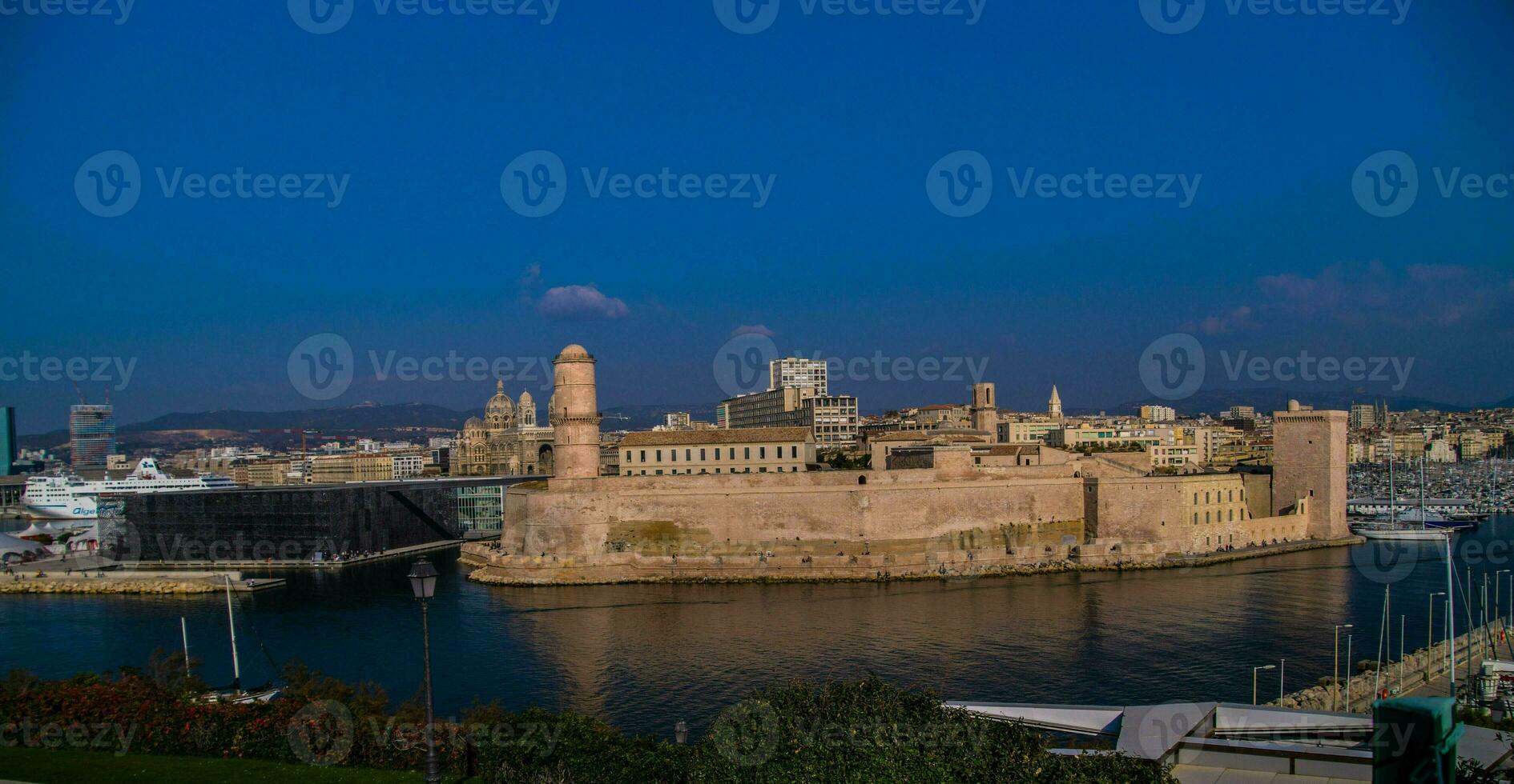 marseille,boiuche du rhone,france photo