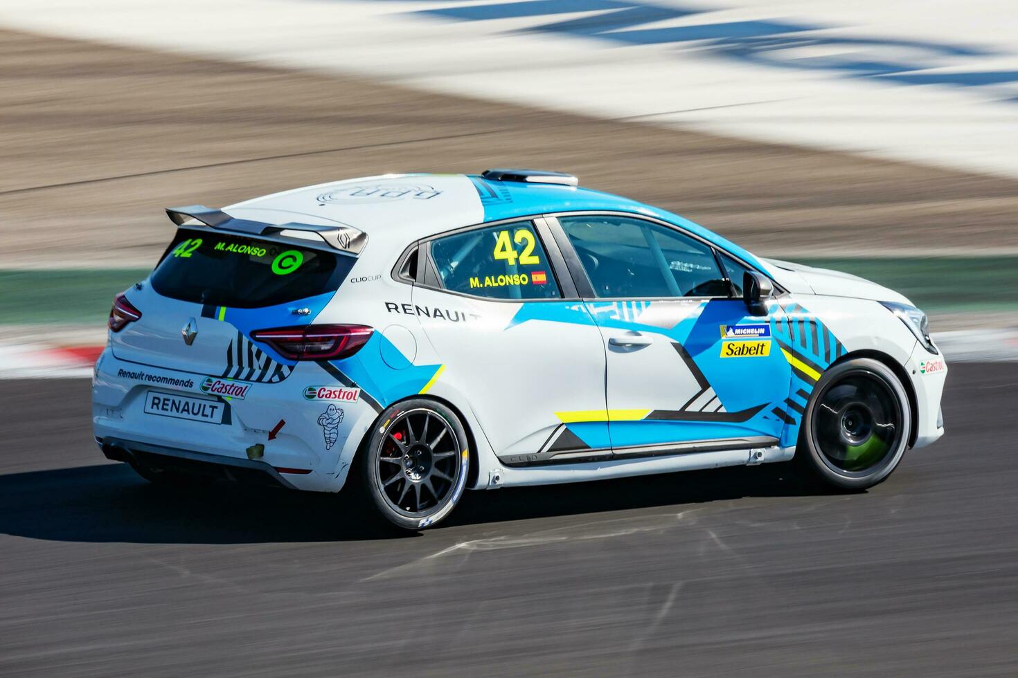 renault Clio. deporte coche y superdeportivo acción fotografía. foto