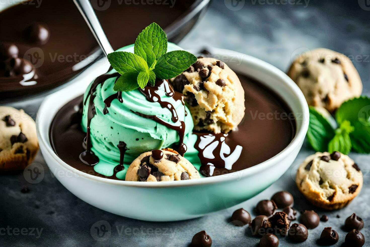 chocolate chip Galleta masa hielo crema con menta hojas y chocolate papas fritas. generado por ai foto