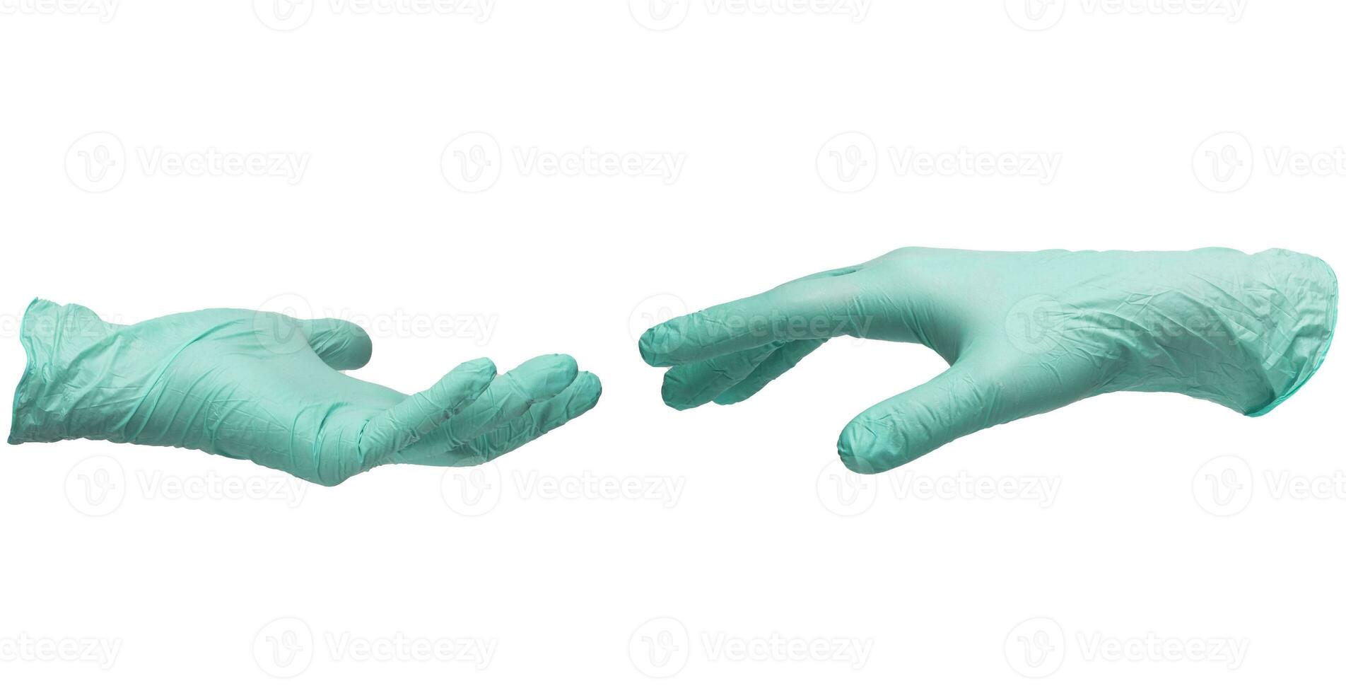 dos manos en estéril color menta nitrilo guantes alcanzar fuera a cada otro. piel proteccion durante epidemias y cuarentena. allí es un sitio para texto. alto calidad foto
