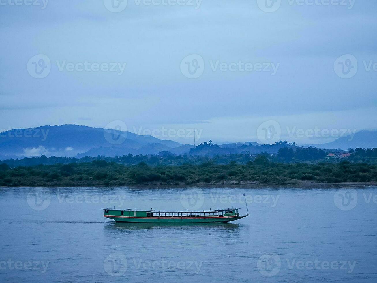 boat river mekong asia travel tourism tourist trip lanscape tropical vietnam loas thsiland thai sky blue background wallapper winter summer spring autumn outdoor mountain hill lifestyle holiday sea photo