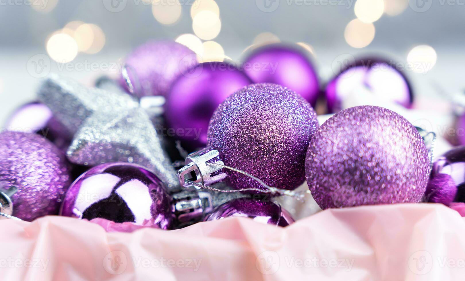 Christmas tree decorations in a basket. New Year and Christmas holidays. Close-up. Selective focus. photo