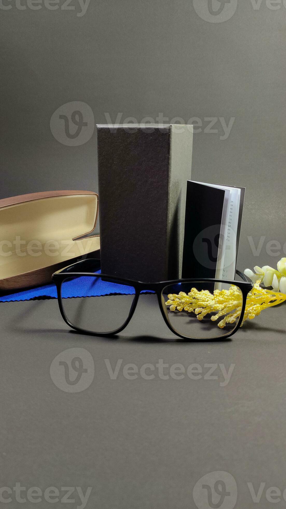 Black background glasses photo 35041562 Stock Photo at Vecteezy