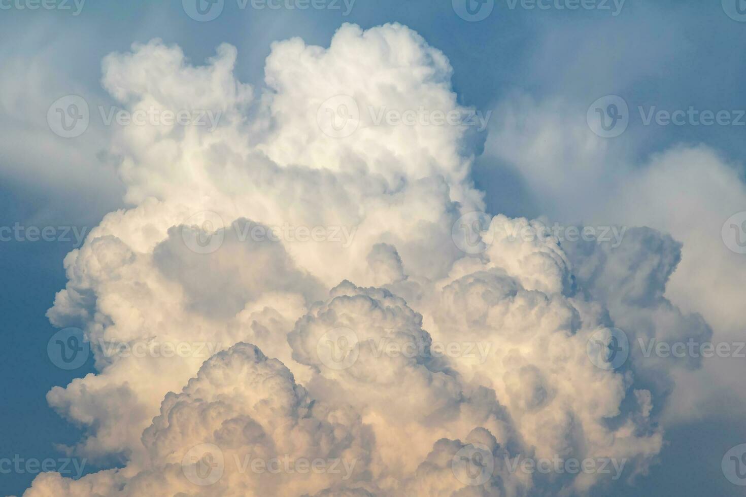 White cloud texture. Air material backdrop. Sky effect pattern. photo