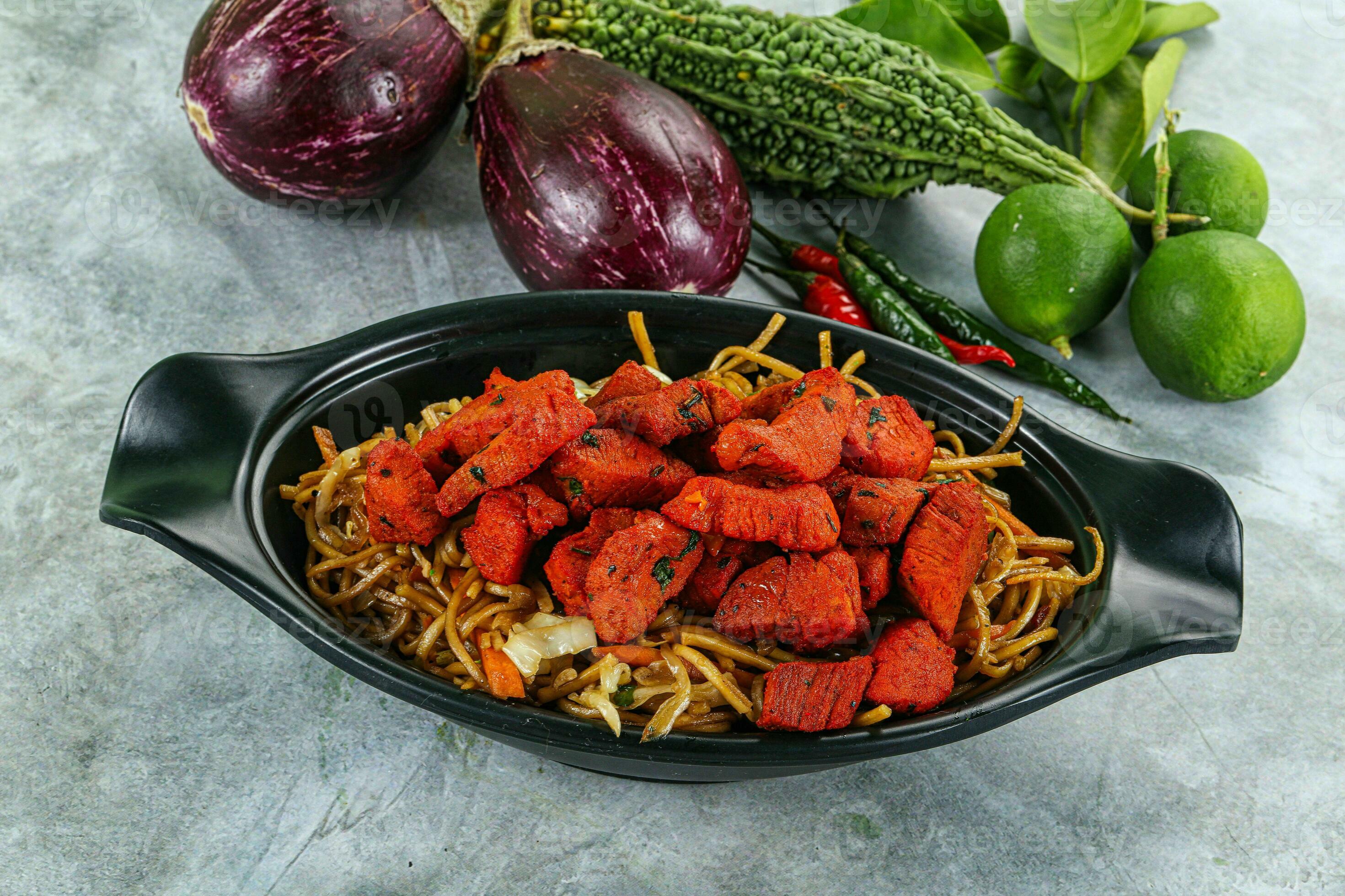 Stir fried noodles with pork 35123560 Stock Photo at Vecteezy