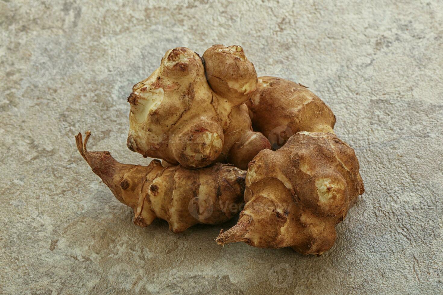 Raw dietary Jerusalem artishoke - topinambur 35125385 Stock Photo at ...