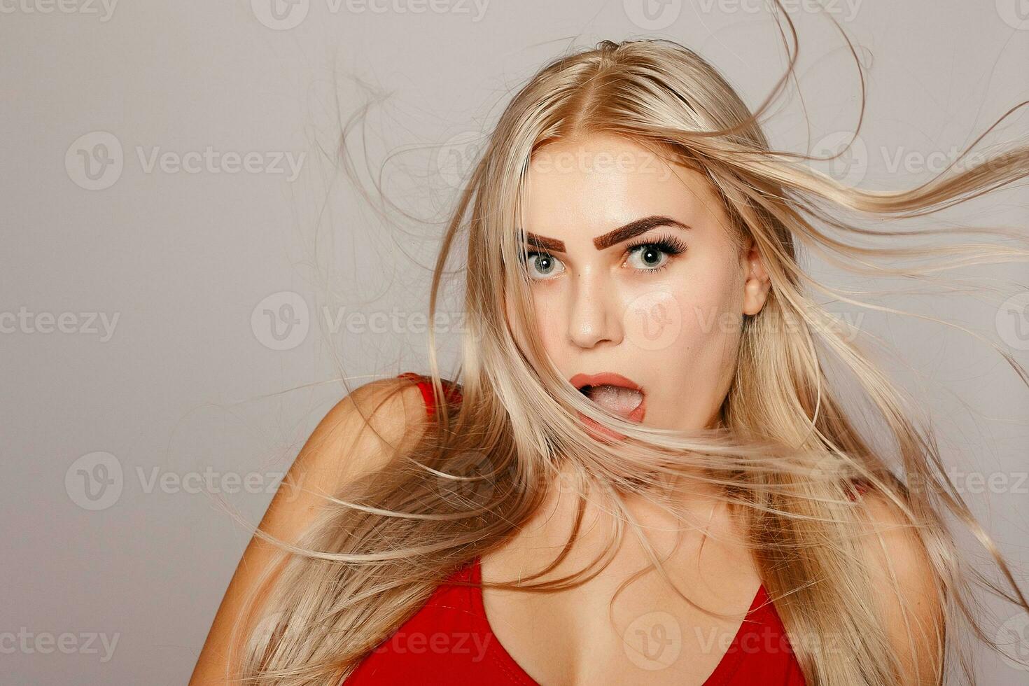 Model blonde girl. Beautiful brown hair Girl. Healthy Long Hair. photo