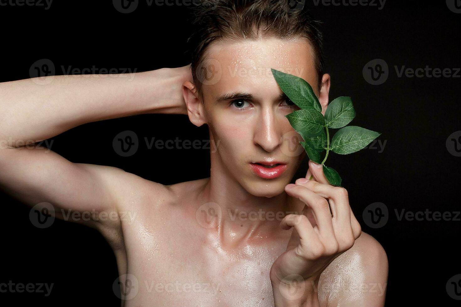 cerca arriba retrato de un muy hermoso hombre foto