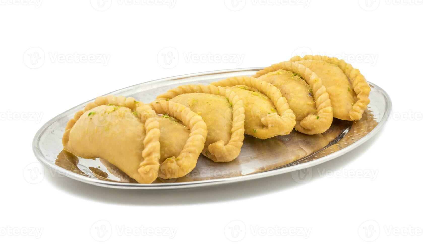 gujiya o gujia es un indio dulce comida foto