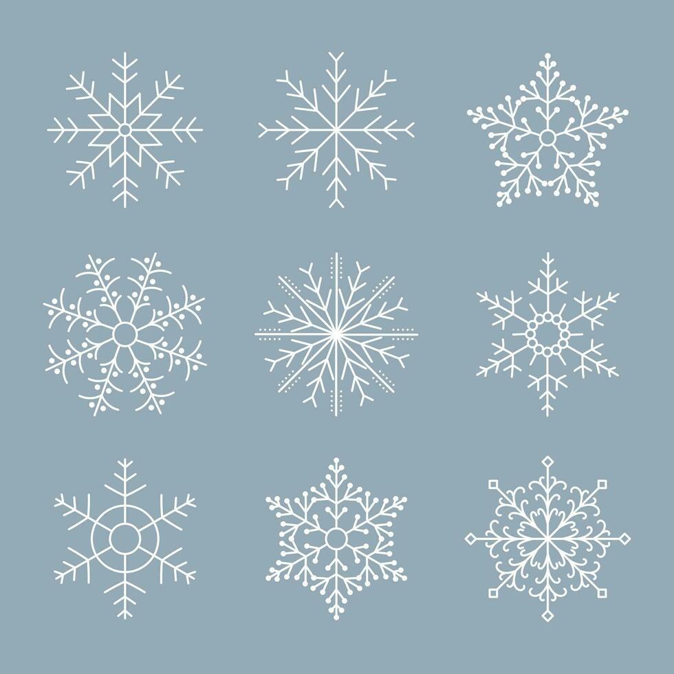 conjunto de mano dibujado siluetas de copos de nieve en un blanco antecedentes. invierno diseño elementos, vector