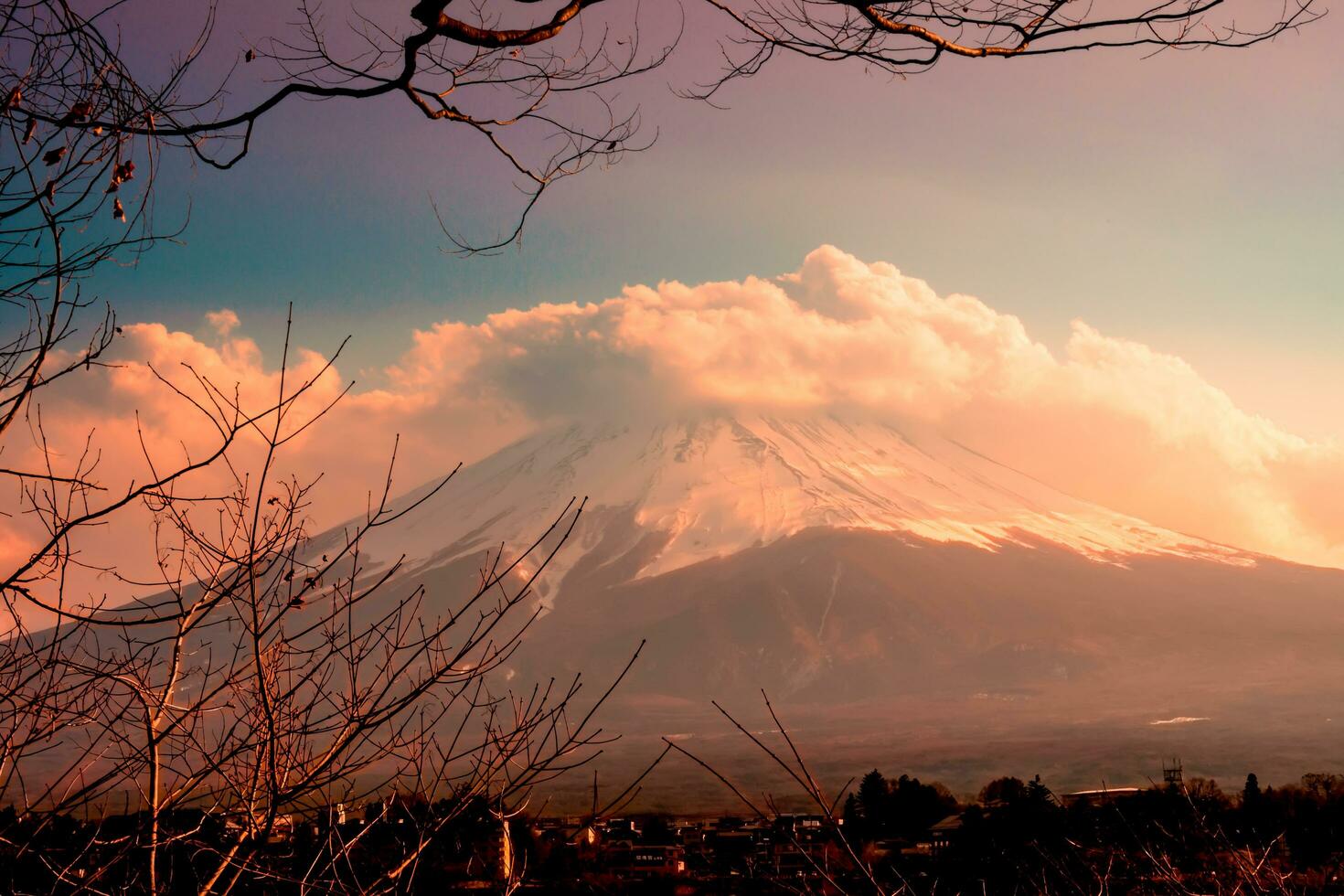 Fuji mountain and Kawaguchiko lake at sunset Fuji mountain at yamanachi in Japan. photo