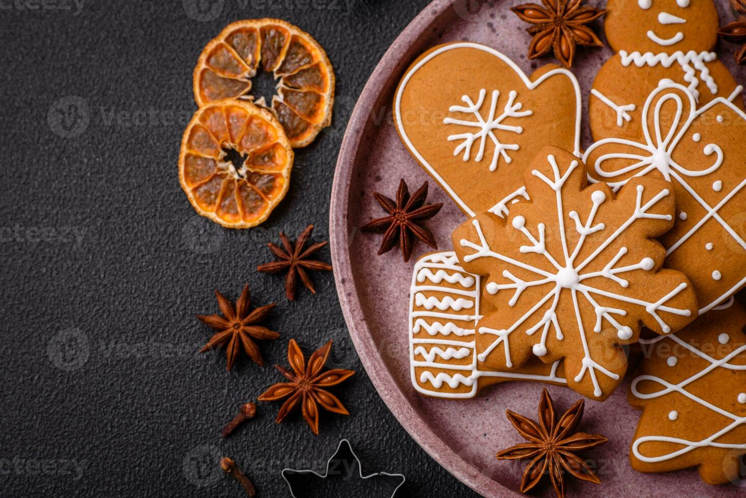 Delicious gingerbread cookies with honey, ginger and cinnamon photo