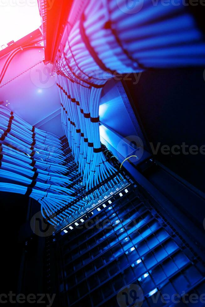 The heart and importance of a network server is a matter of feeling right and fast in the operation of the computer photo