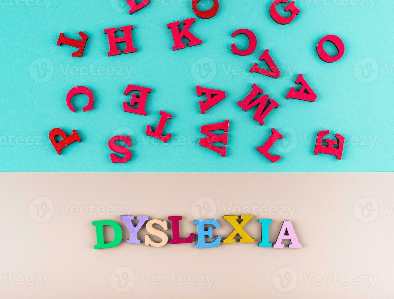 dislexia conciencia concepto con letras foto