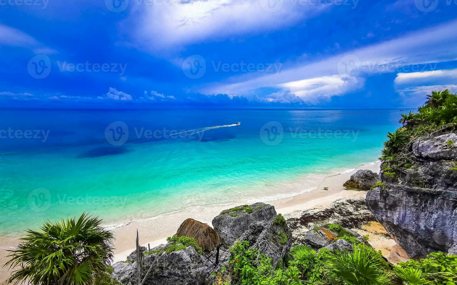 natural marina panorama playa ver Tulum restos maya sitio México. foto