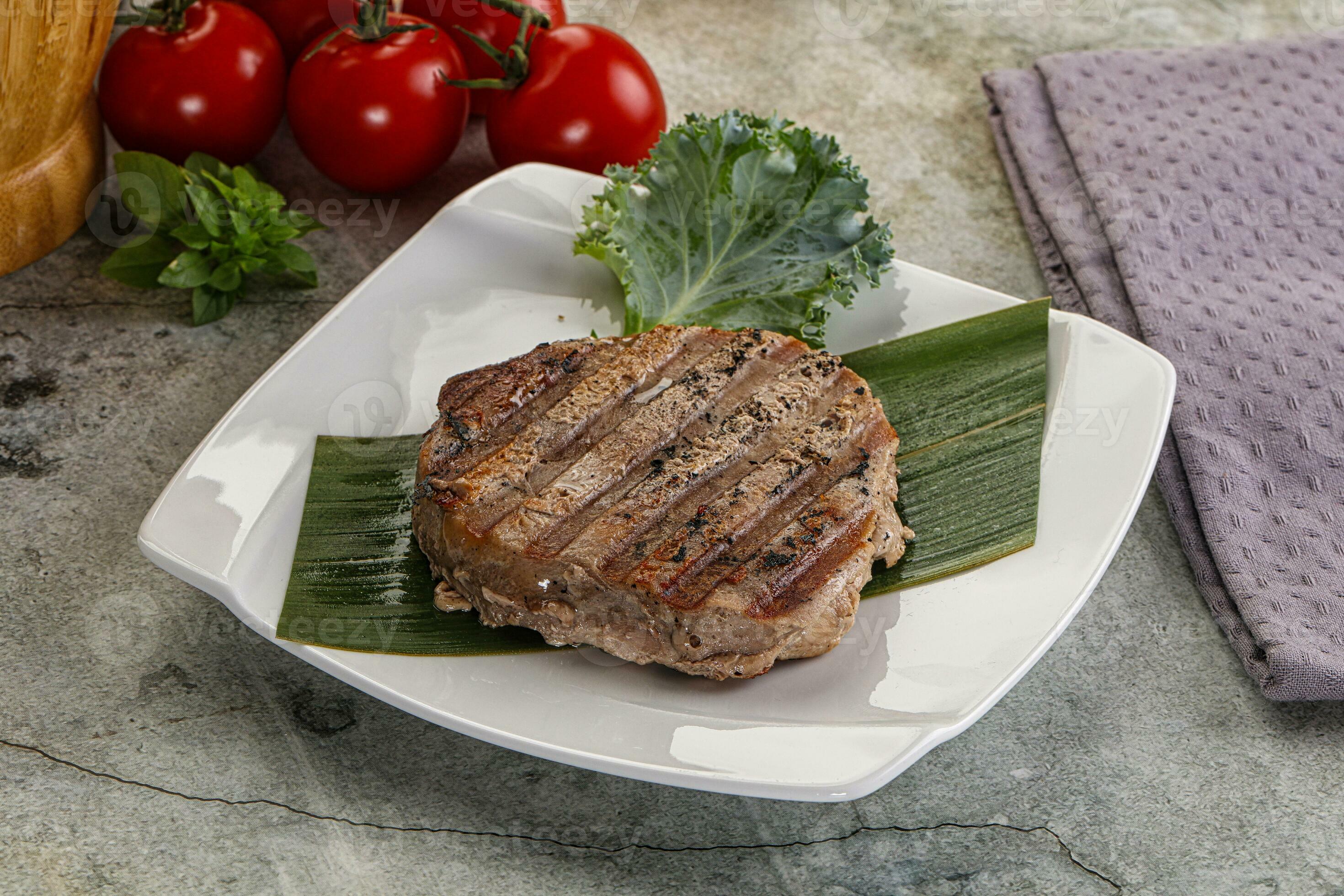 Grilled tuna medallion in the plate 35332337 Stock Photo at Vecteezy