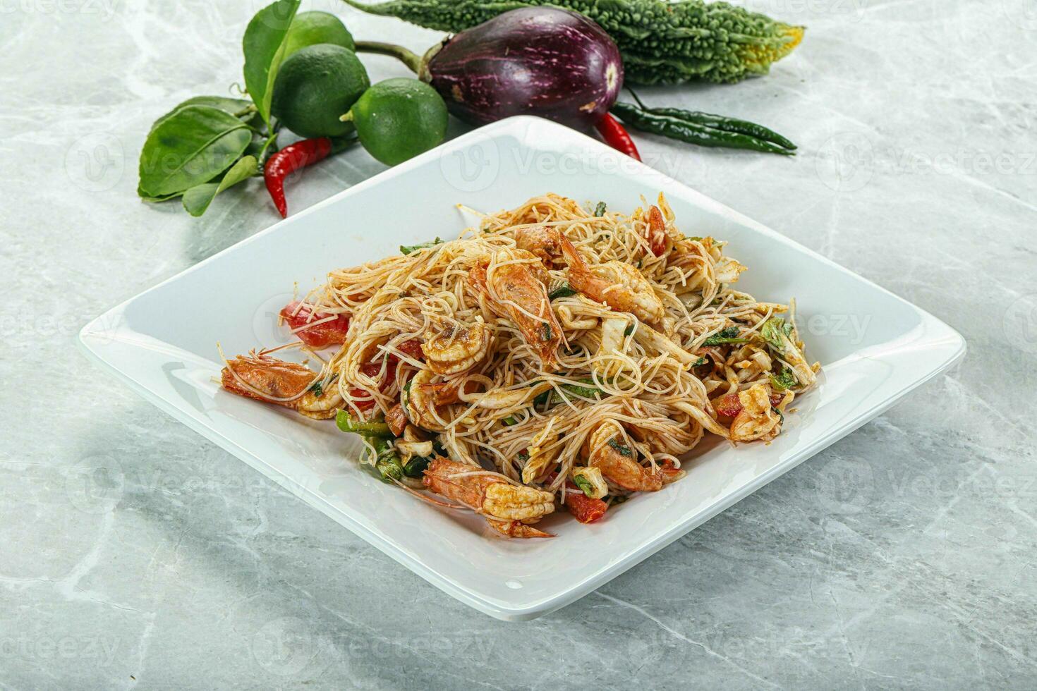 Thai Spicy Vermicelli Salad with Prawns photo