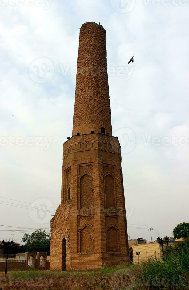 antiguo alminar de Erbil foto